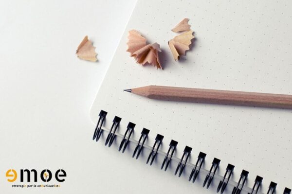 Come realizzare un logo in 7 fasi | Emoe
